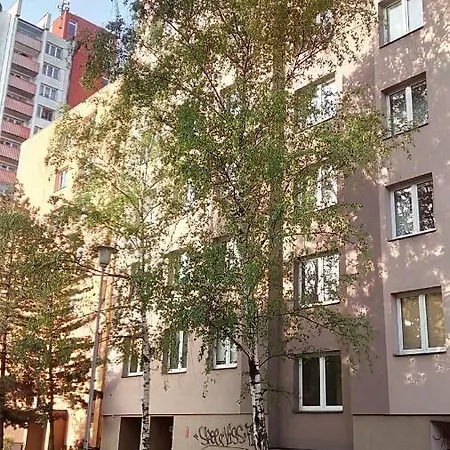 Spot Nadrazni 73b Апартаменты *